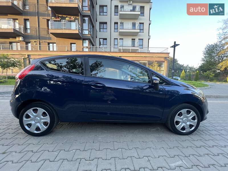 Хэтчбек Ford Fiesta 2008 в Ивано-Франковске