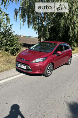 Хэтчбек Ford Fiesta 2012 в Казатине