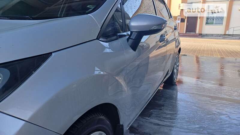 Хетчбек Ford Fiesta 2011 в Києві