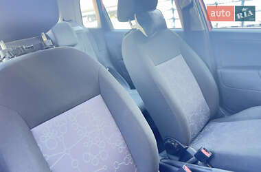 Хэтчбек Ford Fiesta 2007 в 