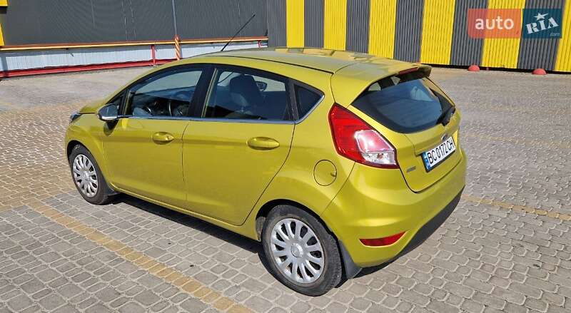 Хэтчбек Ford Fiesta 2013 в Львове