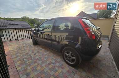 Хэтчбек Ford Fiesta 2007 в 