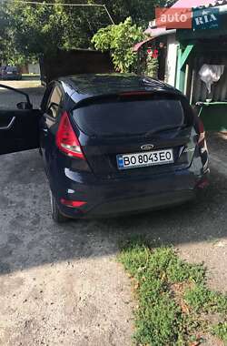 Хетчбек Ford Fiesta 2012 в  фото 3 Хетчбек Ford Fiesta 2012 в