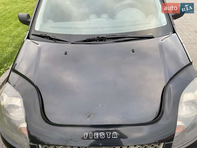 Хэтчбек Ford Fiesta 2007 в Киеве