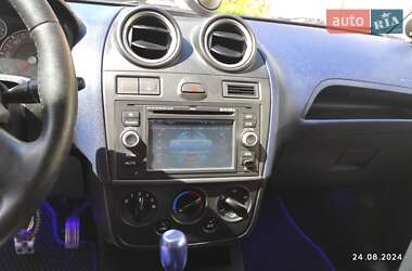 Хэтчбек Ford Fiesta 2007 в Хмельницком