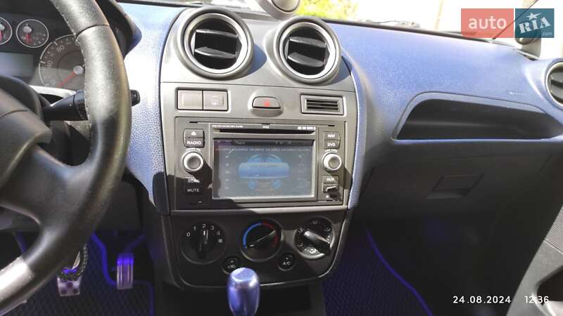 Хэтчбек Ford Fiesta 2007 в Хмельницком