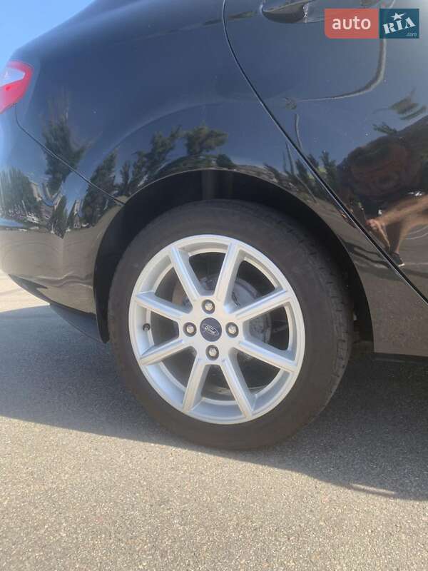 Седан Ford Fiesta 2018 в Києві