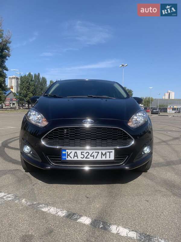 Седан Ford Fiesta 2018 в 