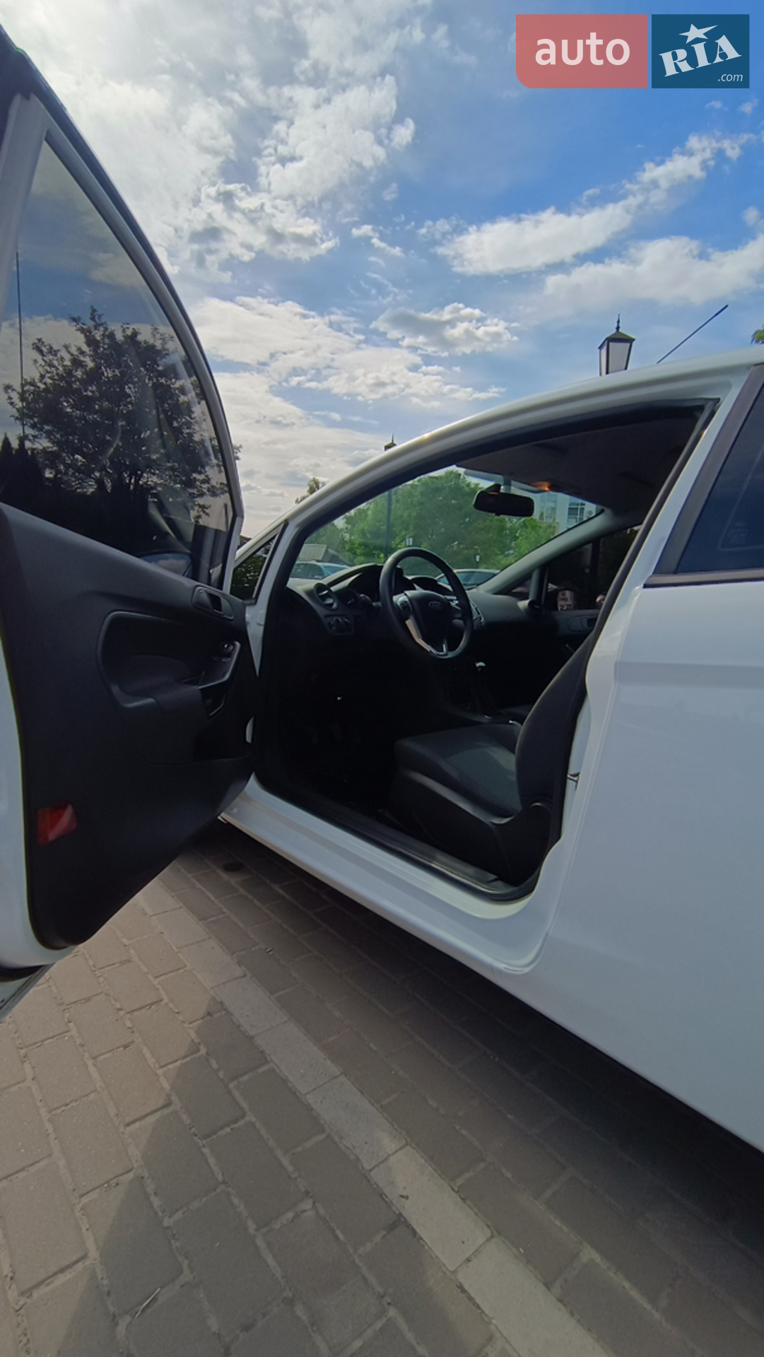 2013 Ford Fiesta - мініатюра 15