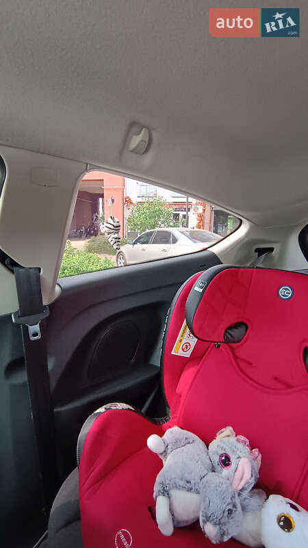 Хетчбек Ford Fiesta 2013 в Білогородці