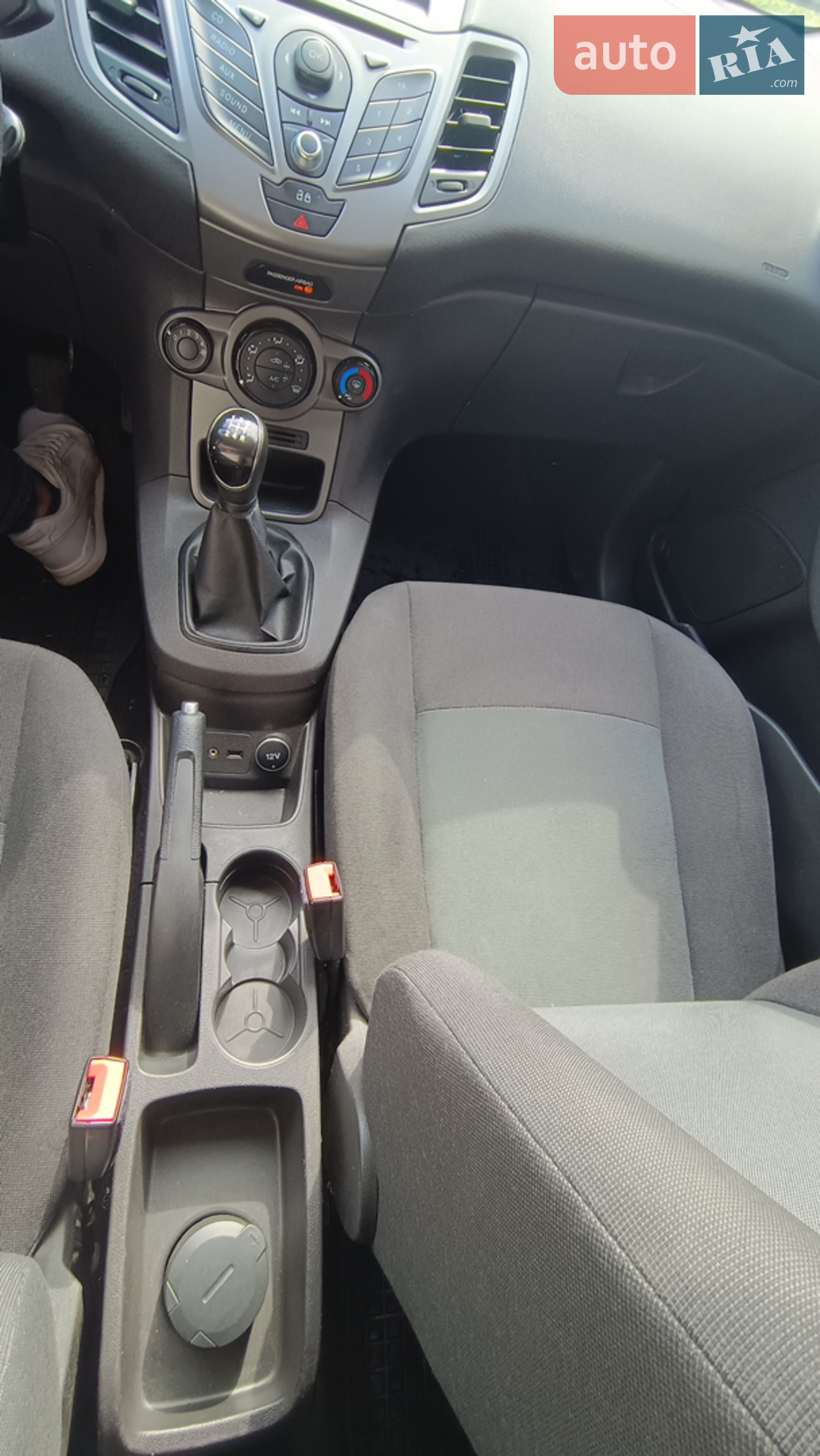2013 Ford Fiesta - мініатюра 17