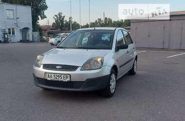 Хэтчбек Ford Fiesta 2007 в Киеве