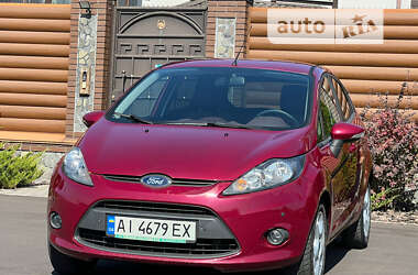 Хэтчбек Ford Fiesta 2011 в Киеве