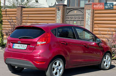 Хэтчбек Ford Fiesta 2011 в Киеве