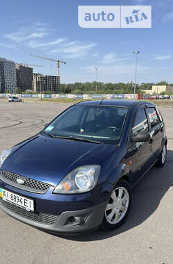 Хэтчбек Ford Fiesta 2005 в Киеве