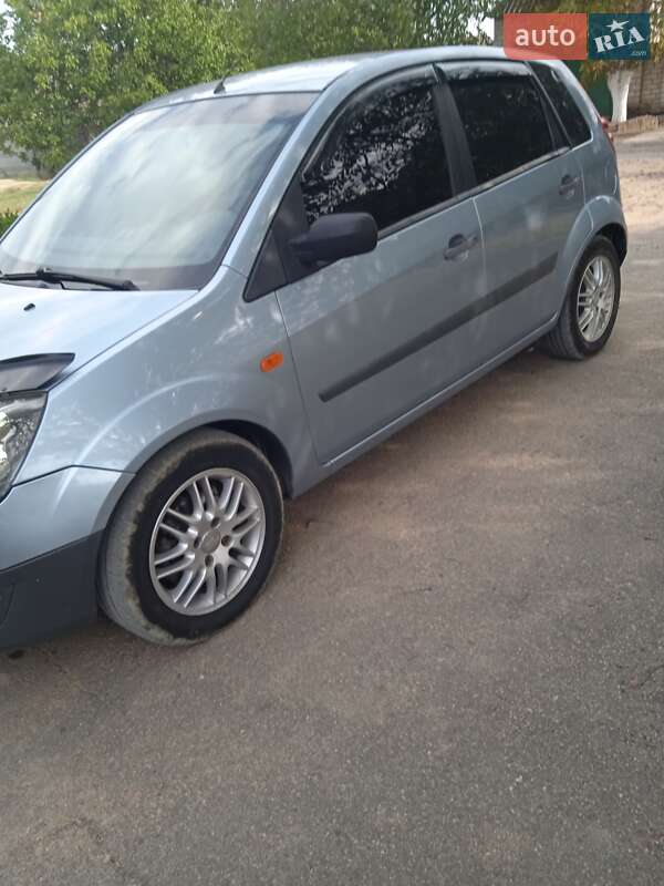 Хэтчбек Ford Fiesta 2007 в Новой Одессе фото 2 Хэтчбек Ford Fiesta 2007 в Новой Одессе