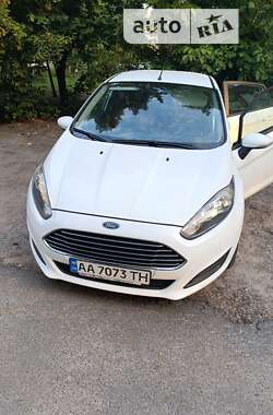 Хетчбек Ford Fiesta 2013 в Києві