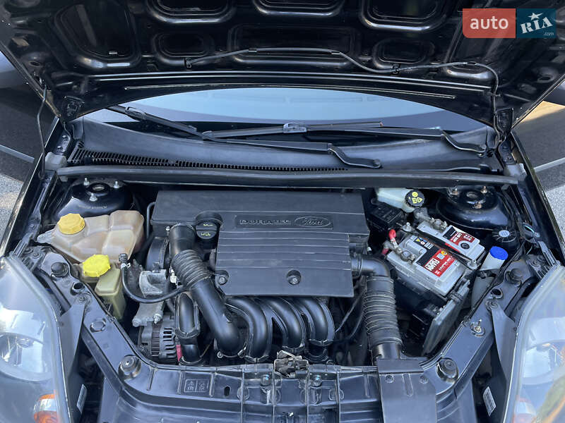 Хэтчбек Ford Fiesta 2007 в Лубнах