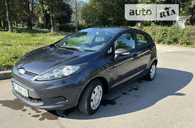 Хэтчбек Ford Fiesta 2009 в Стебнику