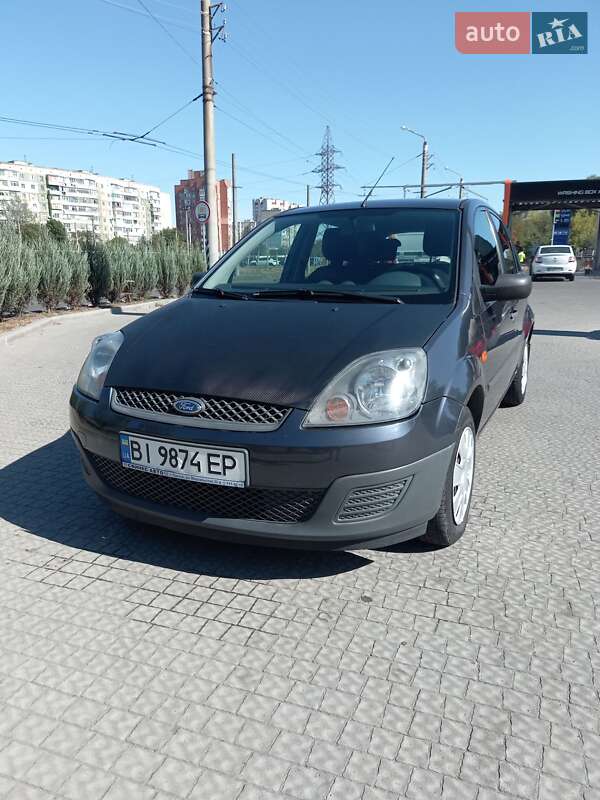 Хэтчбек Ford Fiesta 2008 в Полтаве