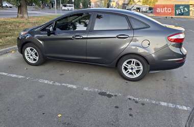 Седан Ford Fiesta 2018 в Києві
