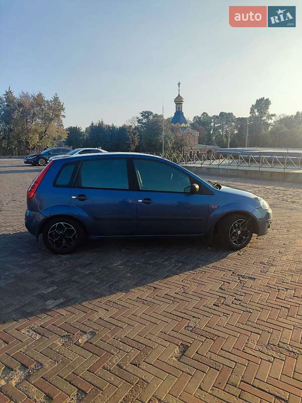 Хэтчбек Ford Fiesta 2006 в Харькове