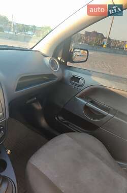 Хетчбек Ford Fiesta 2006 в Харкові