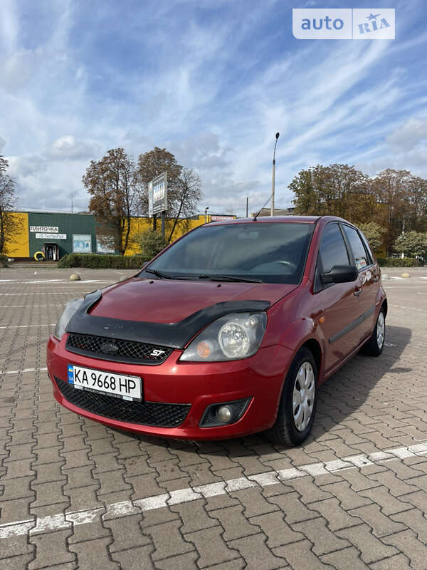 Хэтчбек Ford Fiesta 2006 в Житомире