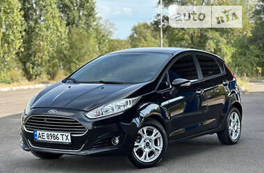 Хэтчбек Ford Fiesta 2016 в Днепре