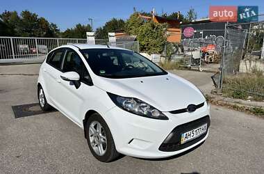 Хэтчбек Ford Fiesta 2012 в Киеве