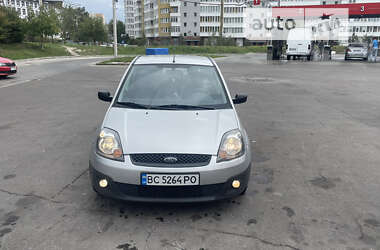 Хэтчбек Ford Fiesta 2008 в Львове