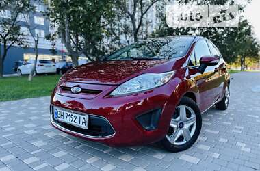 Хэтчбек Ford Fiesta 2013 в Одессе