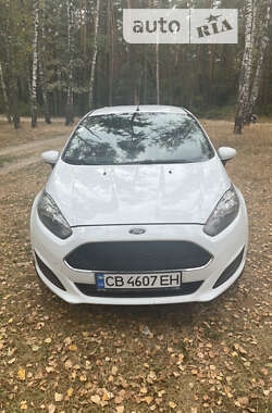 Хэтчбек Ford Fiesta 2016 в Чернигове