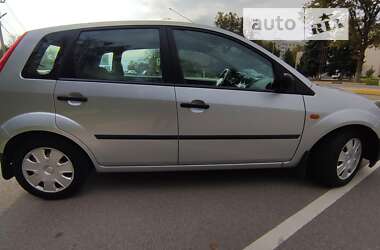 Хэтчбек Ford Fiesta 2007 в Киеве