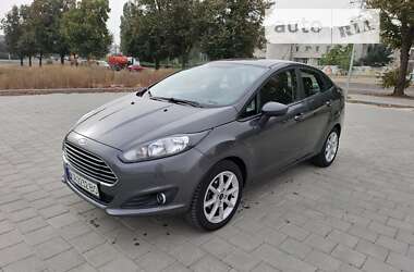 Седан Ford Fiesta 2019 в Черкасах