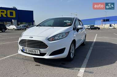 Седан Ford Fiesta 2017 в 
