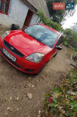 Хэтчбек Ford Fiesta 2007 в 