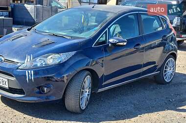 Седан Ford Fiesta 2009 в Львові