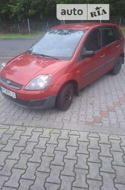 Хетчбек Ford Fiesta 2005 в Острозі