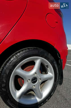 Хэтчбек Ford Fiesta 2012 в 