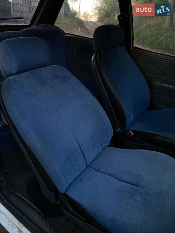 Хэтчбек Ford Fiesta 1991 в Кицмани