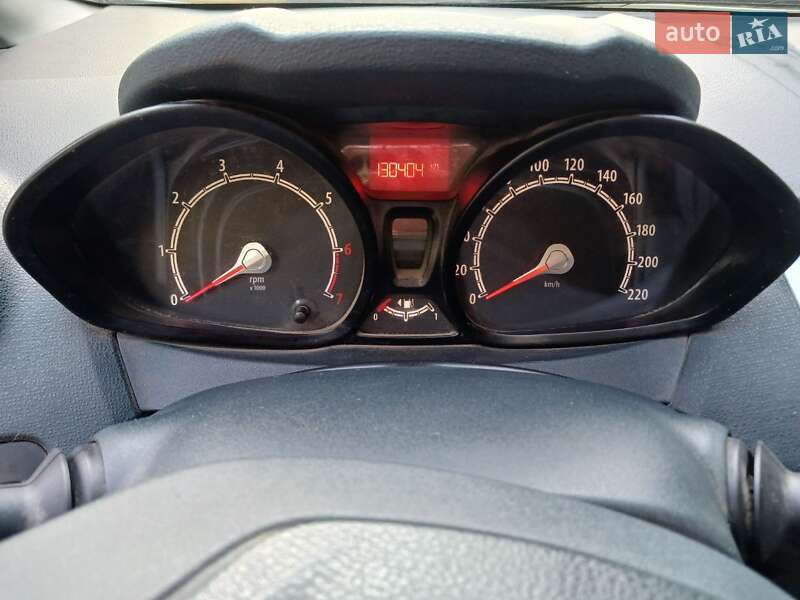 Хэтчбек Ford Fiesta 2012 в Днепре