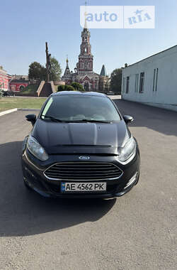 Хэтчбек Ford Fiesta 2014 в Каменском