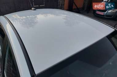 Седан Ford Fiesta 2015 в 