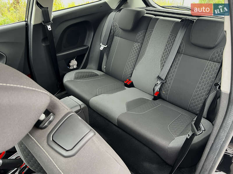 Хэтчбек Ford Fiesta 2013 в Киеве