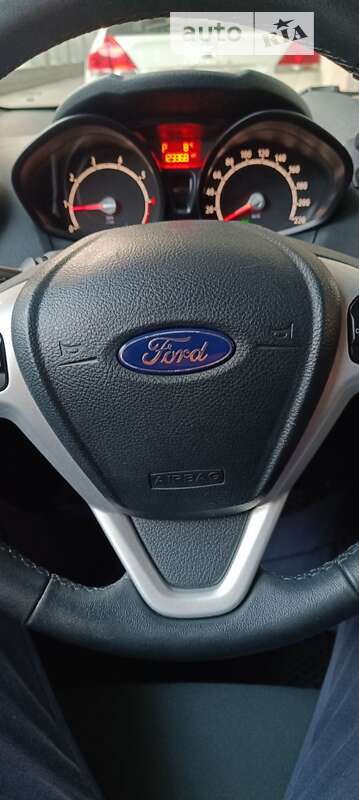 Хэтчбек Ford Fiesta 2011 в Киеве