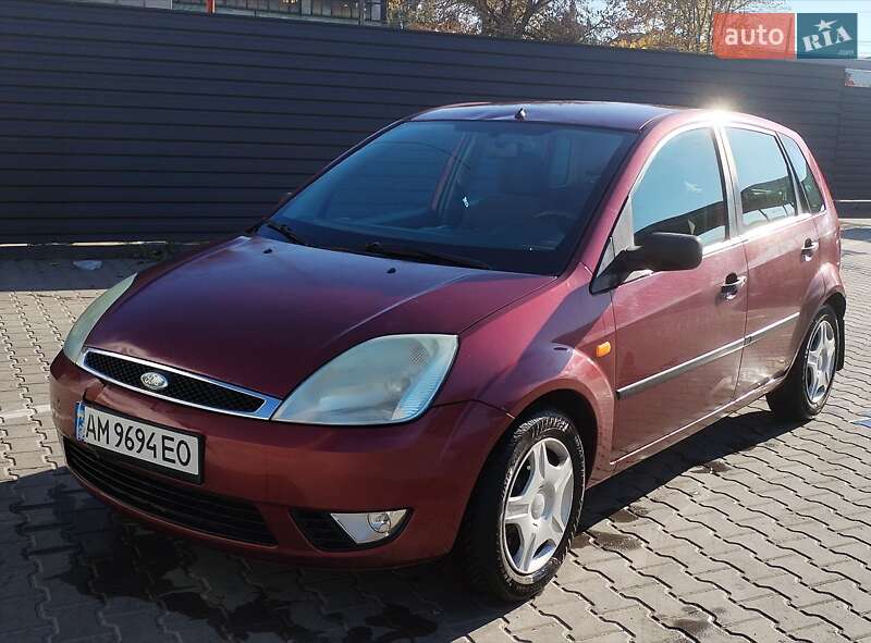 Хэтчбек Ford Fiesta 2002 в Житомире
