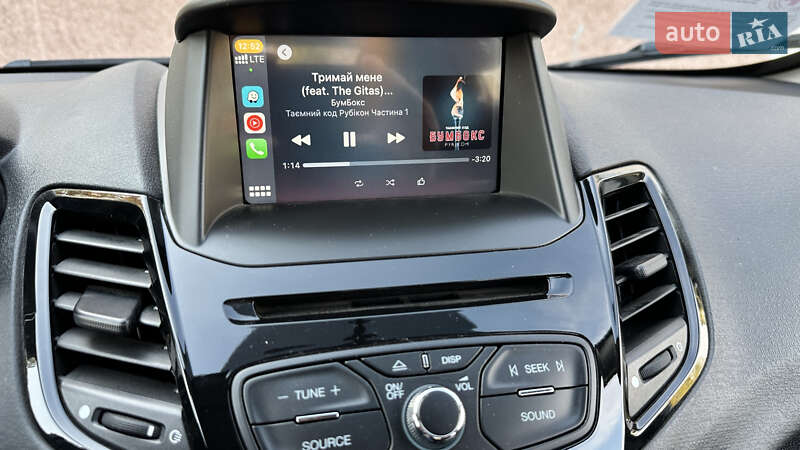 Хэтчбек Ford Fiesta 2017 в Киеве