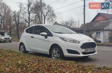 Хетчбек Ford Fiesta 2014 в Рівному