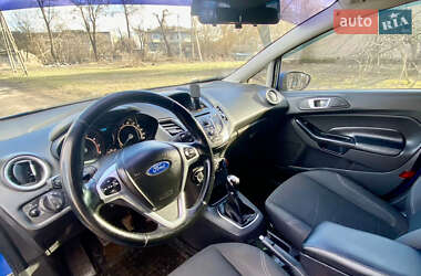 Хетчбек Ford Fiesta 2012 в Новомосковську